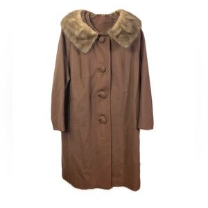 Vintage Women’s Fur Collar Union Made Pink Wool Full Length Over Coat Size Large